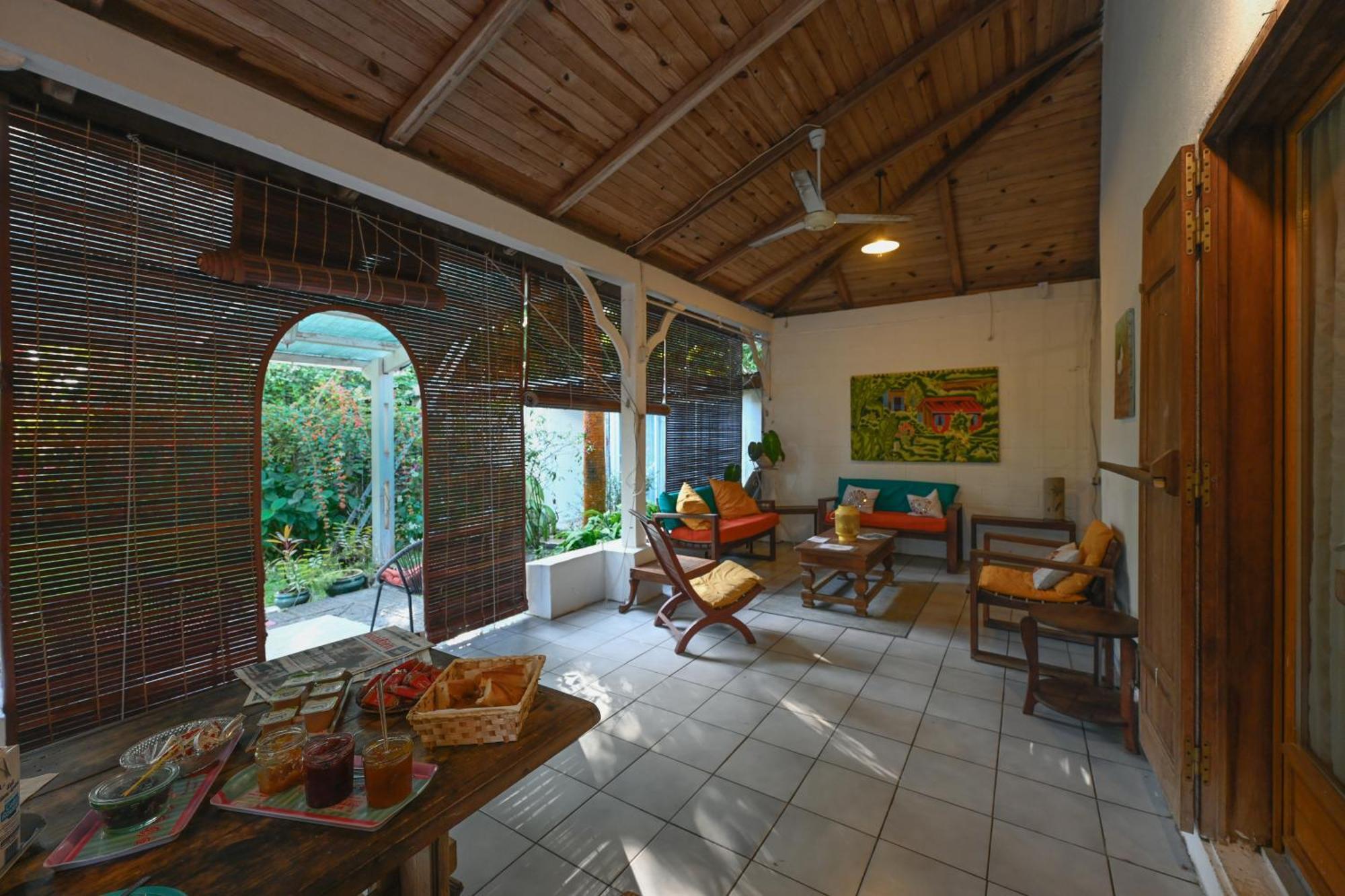 Le Medinilla Bed & Breakfast Bras-Panon Екстериор снимка